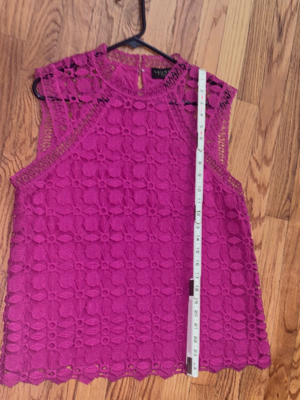 Laundry by Shelli Segal Raspberry Pink Lace Overlay Sleeveless Top Size 14 - Picture 7 of 7